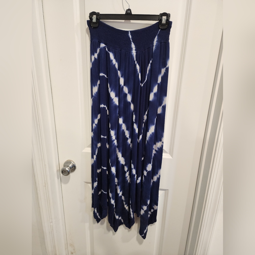 Time and Tru Navy and White Tie-Dye Maxi Skirt